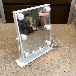 Bluetooth Makeup Mirror